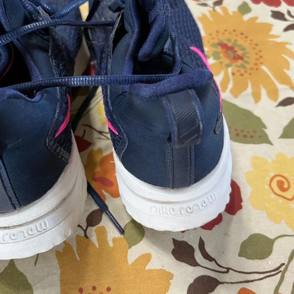 Nike Renew Rival Women's Running Shoes AA7411-401 Obsidian Navy Blue Sz 9.5 EUC.